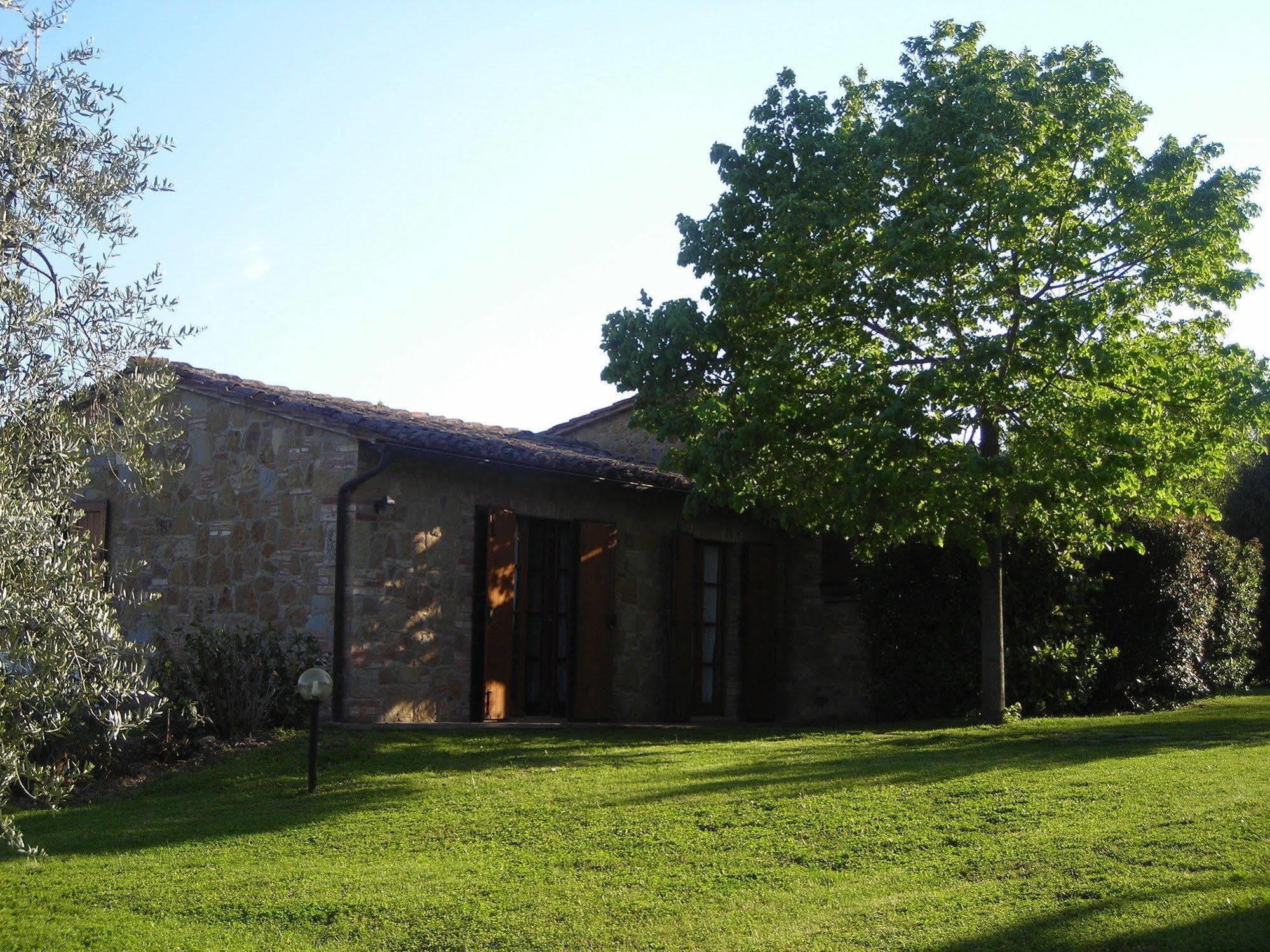 Montepulciano Stazione Agriturismo Casagrande מראה חיצוני תמונה