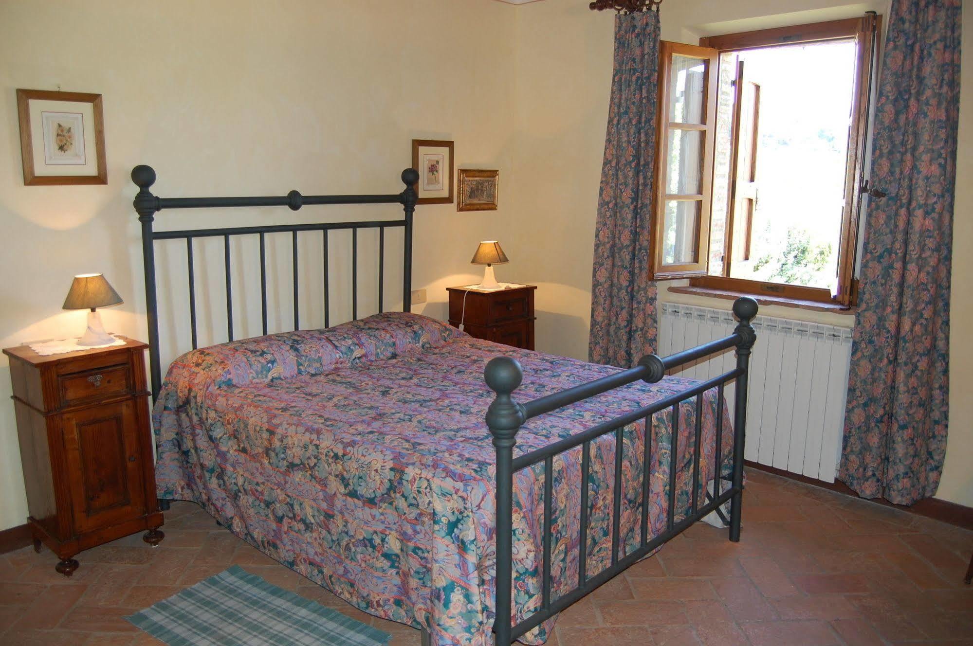 Montepulciano Stazione Agriturismo Casagrande מראה חיצוני תמונה